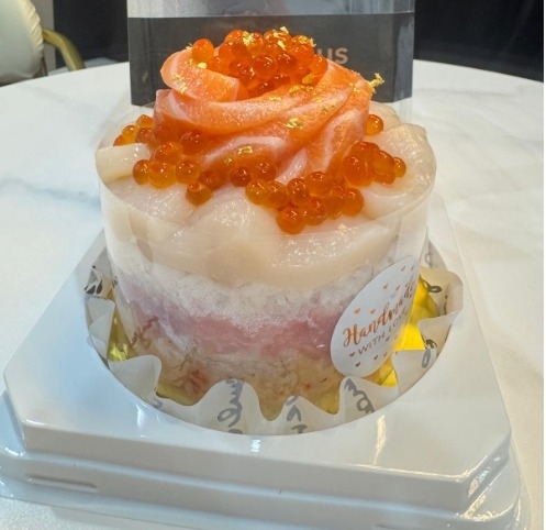 【刺身蛋糕】刺身帶子三文魚蛋糕（約480-520g,4吋）**需2-3天前預訂**
