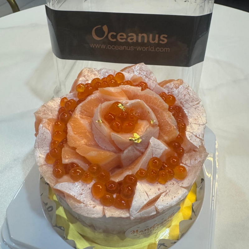 【刺身蛋糕】三文魚腩刺身蛋糕(約500g,4吋)**需2-3天前預訂**